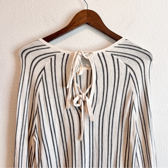Hinge Striped Sweater Small Long Sleeve Tie Back Cream Gray Knit Preppy Boho - Picture 8 of 9